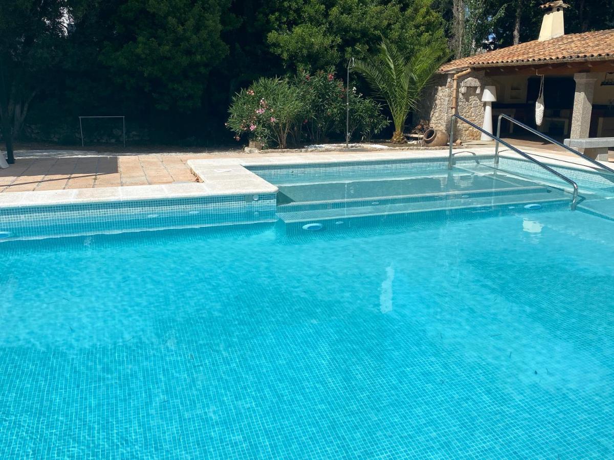 Elegant In With Private Pool